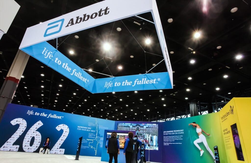 Abbott at the Chicago Marathon Expo — photo 5